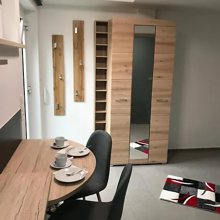 1 In Buchenrod Apartamento *